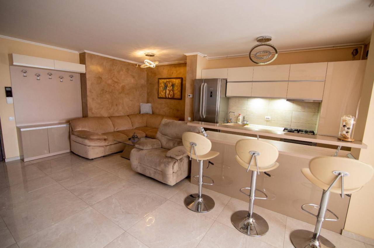 Royal Central Apartament Daire Oradea Dış mekan fotoğraf