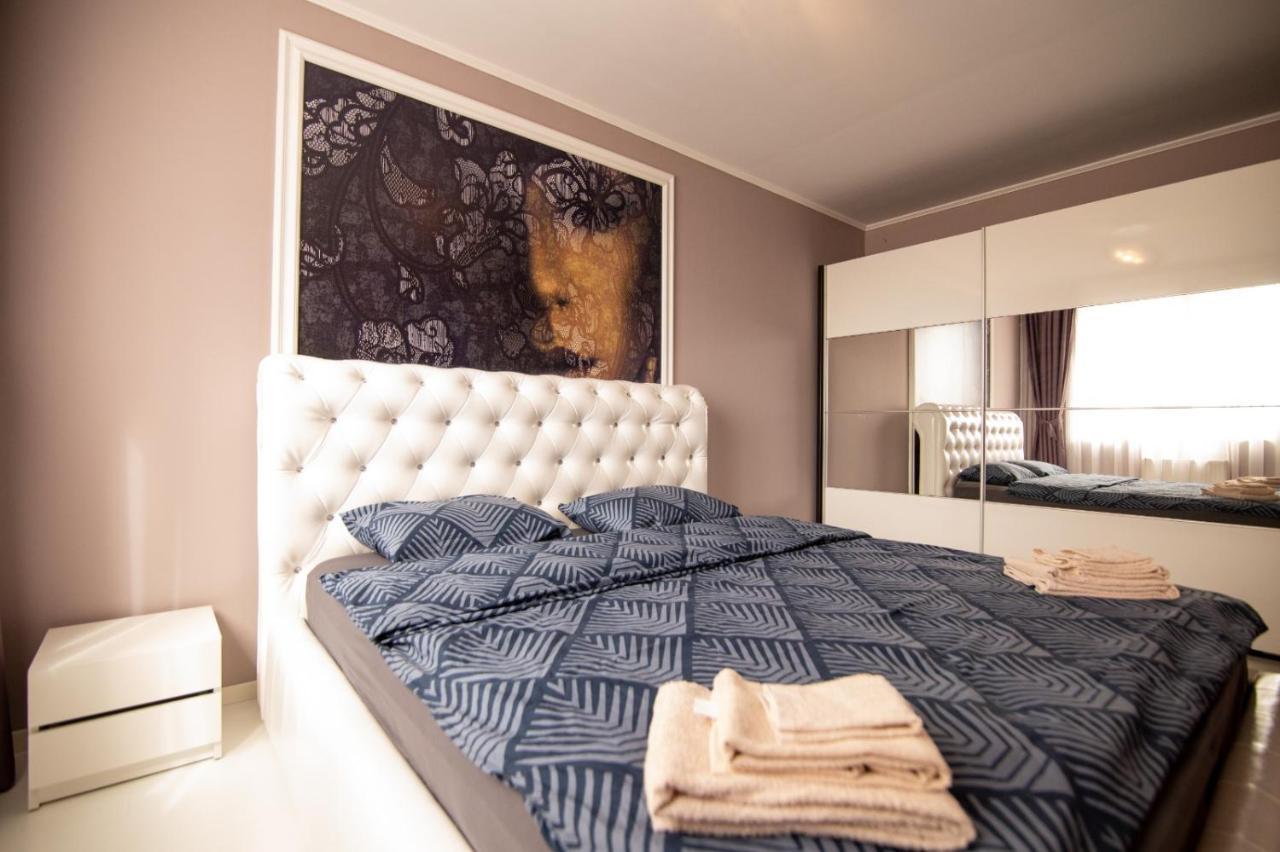 Royal Central Apartament Daire Oradea Dış mekan fotoğraf